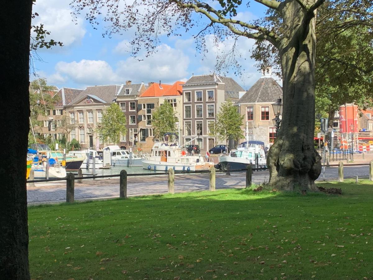 B&B De Warmoes Dordrecht Bagian luar foto