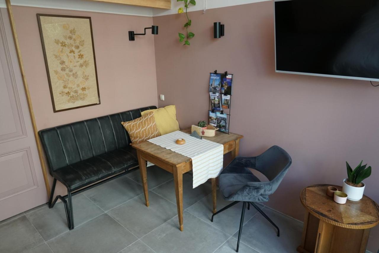 B&B De Warmoes Dordrecht Bagian luar foto